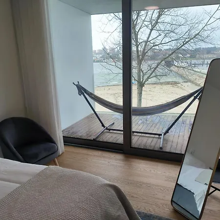 Douro Porto View Апартаменты Вила-Нова-ди-Гая
