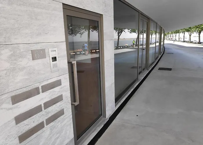 Douro Porto View * Вила-Нова-ди-Гая