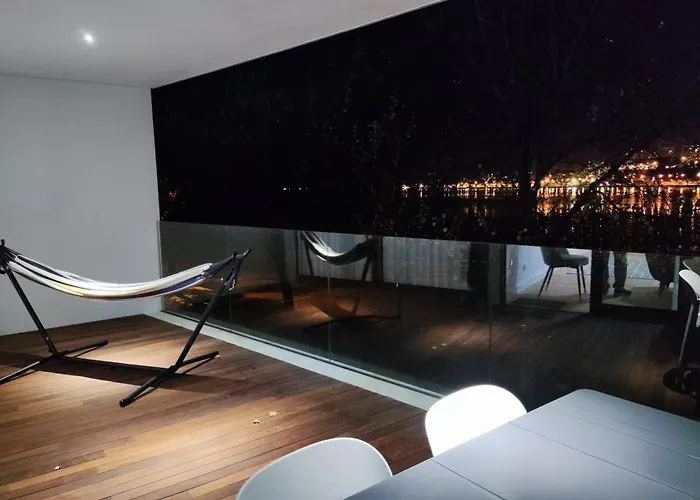 Douro Porto View * Вила-Нова-ди-Гая